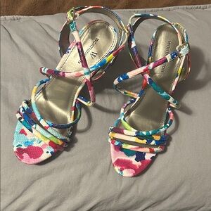 Worthington multi-color heels